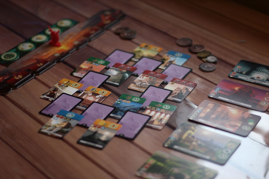 a-table-full-of-cards-kpul4nl6awe